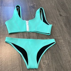 NWOT Hoaka swimwear set